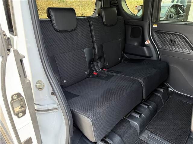 DAIHATSU TANTO CUSTOM 2022 Image 31