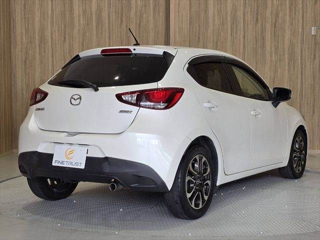 MAZDA DEMIO 2014 Image 31