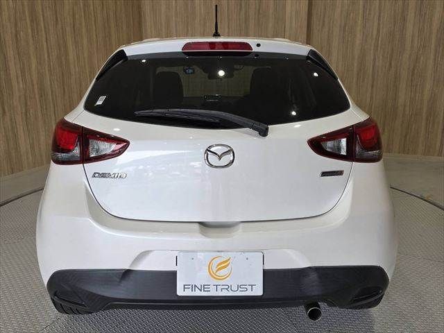 MAZDA DEMIO 2014 Image 31