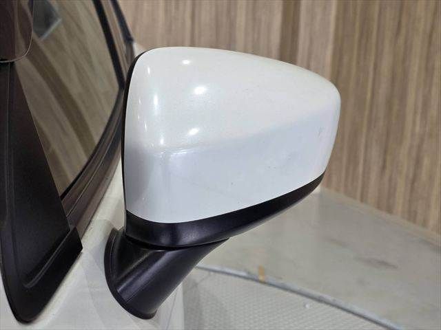 MAZDA DEMIO 2014 Image 31