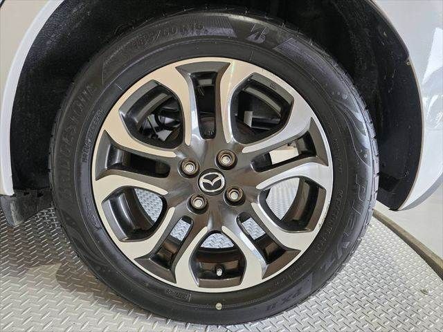 MAZDA DEMIO 2014 Image 31