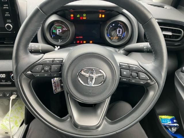 TOYOTA YARIS CROSS HYBRID 2021 Image 31