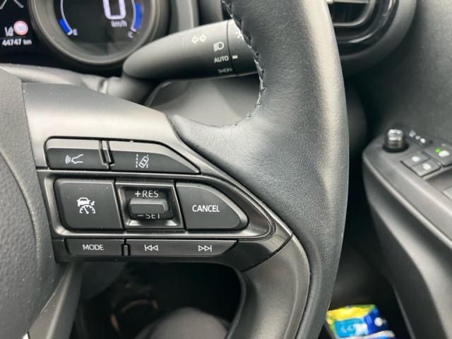 TOYOTA YARIS CROSS HYBRID 2021 Image 31