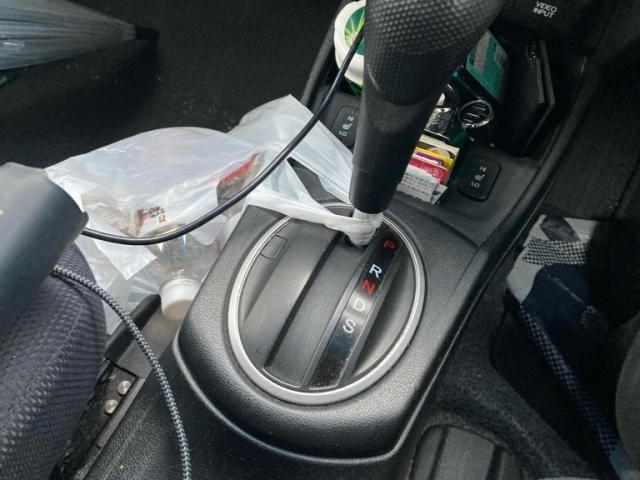 HONDA FIT HYBRID 2011 Image 31