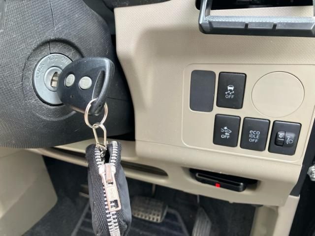 DAIHATSU MOVE 4WD 2013 Image 31