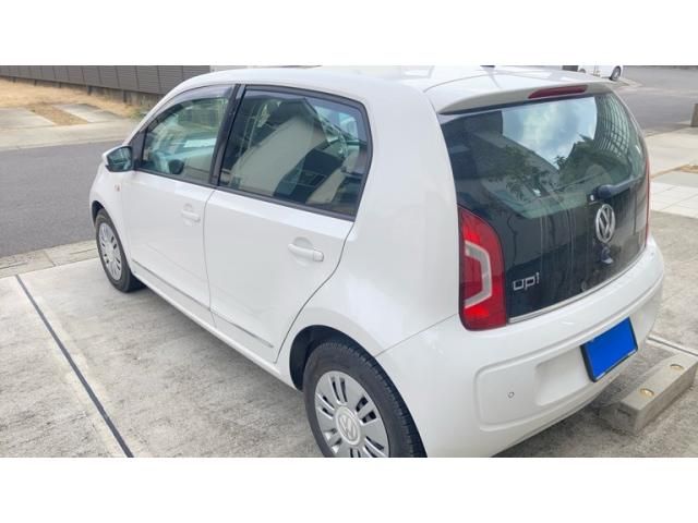 VOLKSWAGEN UP! 2013 Image 31