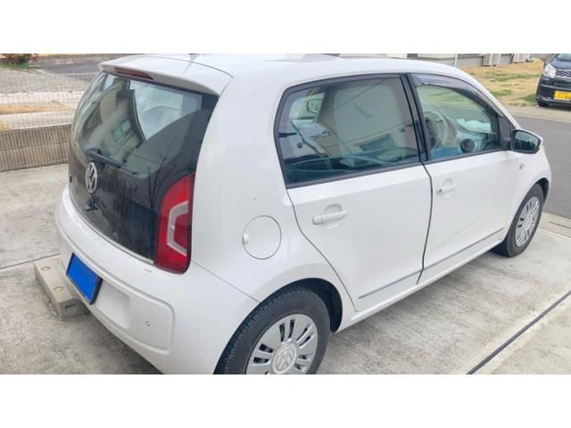 VOLKSWAGEN UP! 2013 Image 31