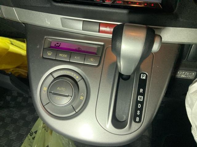 DAIHATSU MOVE CUSTOM 2009 Image 31