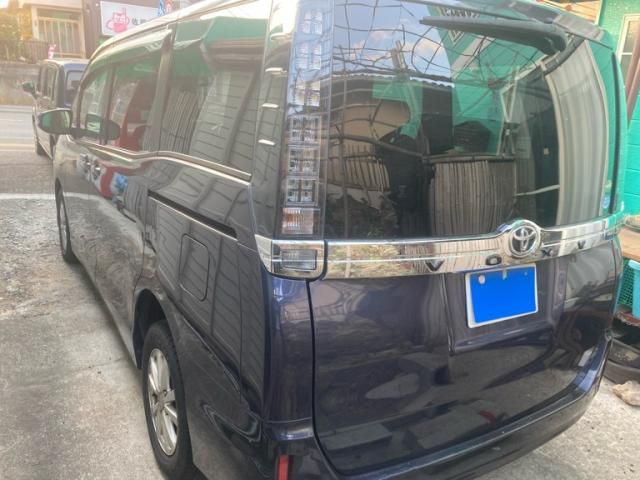 TOYOTA VOXY 4WD 2015 Image 31