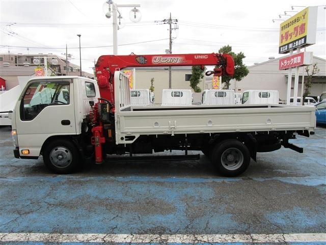 ISUZU  2012 Image 31