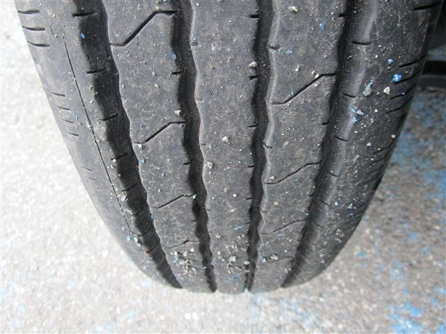 ISUZU  2012 Image 31