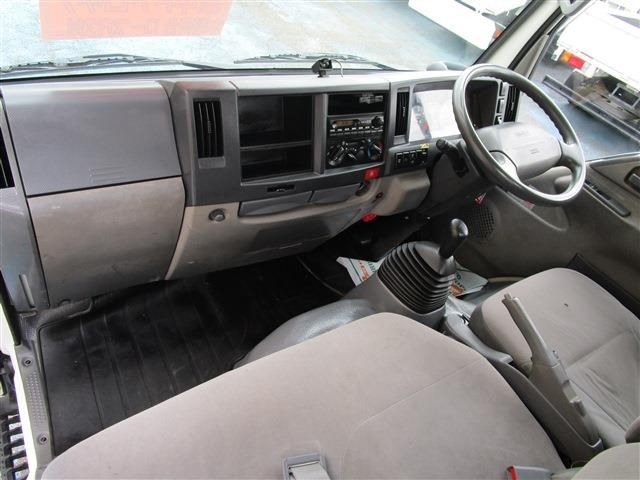 ISUZU  2012 Image 31