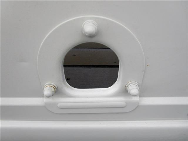 ISUZU  2012 Image 31