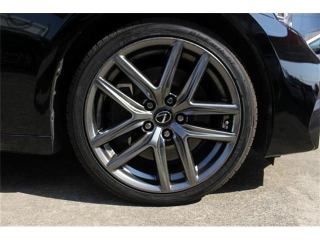 TOYOTA LEXUS IS200T 2017 Image 31