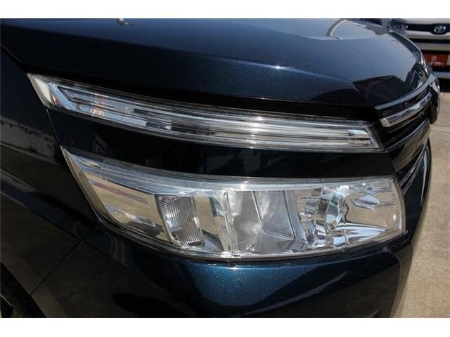 TOYOTA VOXY 2015 Image 31