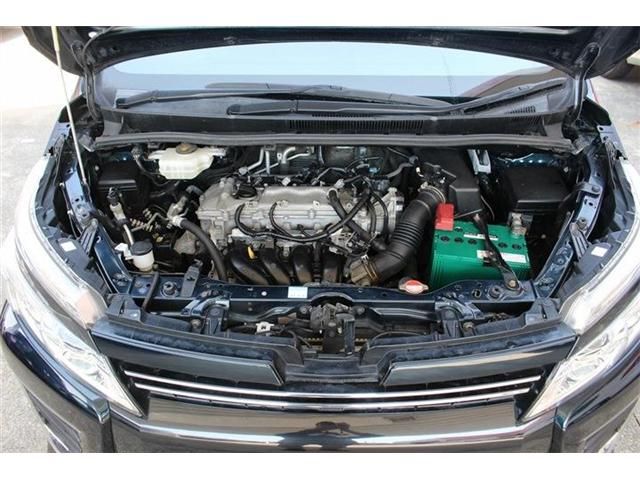 TOYOTA VOXY 2015 Image 31