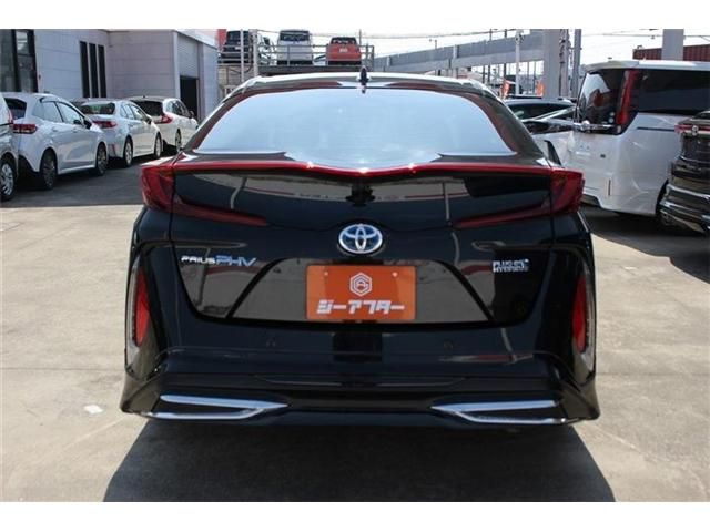 TOYOTA PRIUS PHV 2021 Image 31