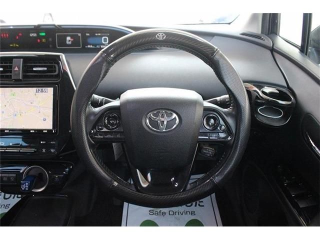 TOYOTA PRIUS PHV 2021 Image 31