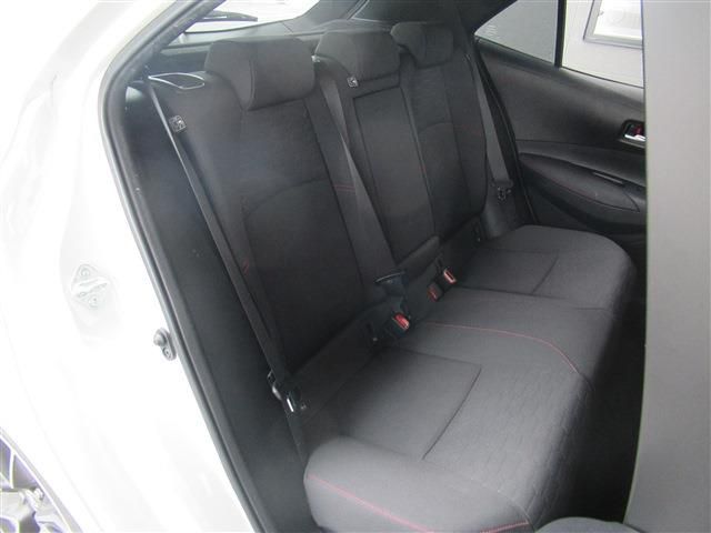 TOYOTA COROLLA SPORT HYBRID 2019 Image 31