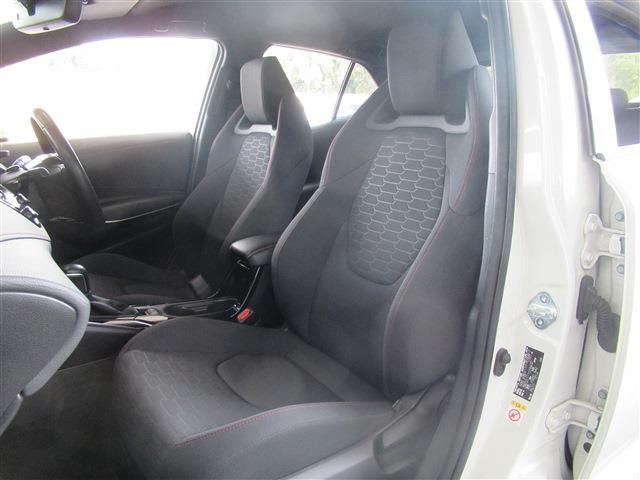 TOYOTA COROLLA SPORT HYBRID 2019 Image 31