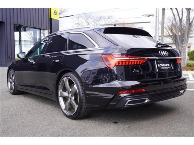 AUDI A6 AVANT 2022 Image 31