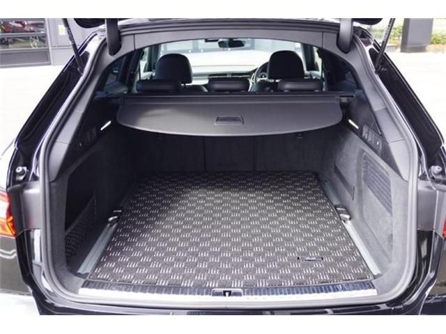 AUDI A6 AVANT 2022 Image 31