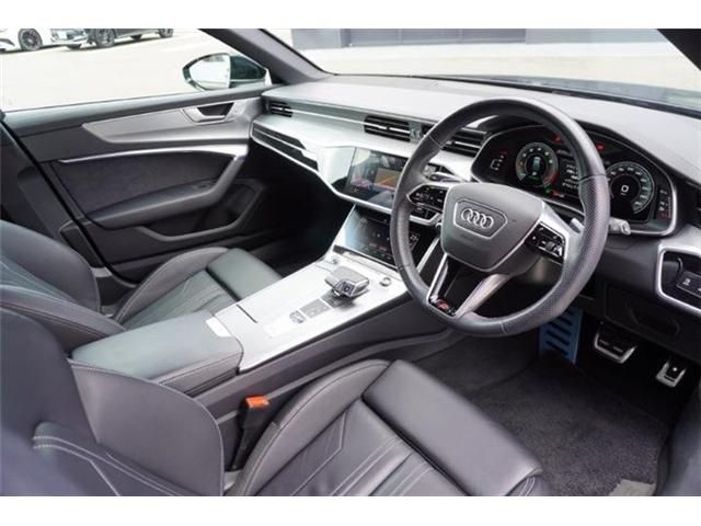 AUDI A6 AVANT 2022 Image 31