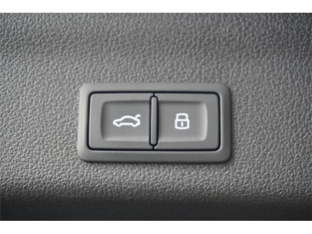 AUDI A6 AVANT 2022 Image 31