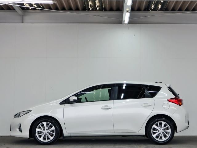 TOYOTA AURIS 2014 Image 31