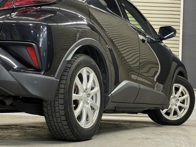 TOYOTA C-HR 2018 Image 31