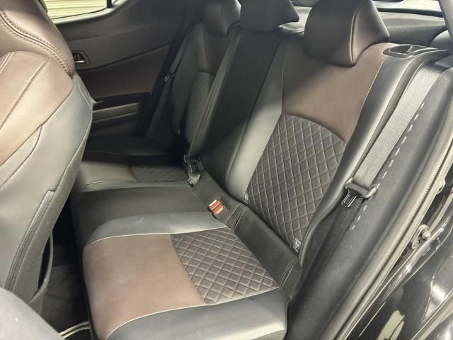 TOYOTA C-HR 2018 Image 31