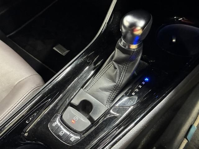 TOYOTA C-HR 2018 Image 31