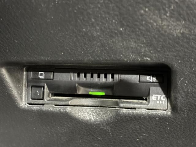 TOYOTA C-HR 2018 Image 31