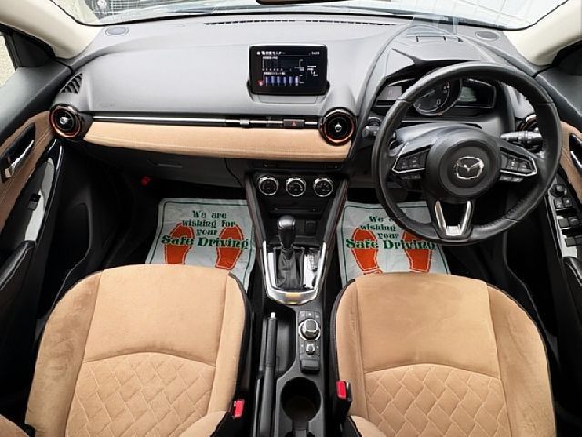 MAZDA DEMIO 4WD 2017 Image 31