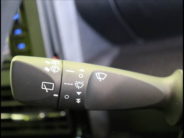 DAIHATSU TANTO CUSTOM 2022 Image 31