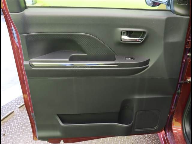 DAIHATSU TANTO CUSTOM 2022 Image 31