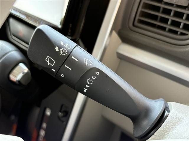 DAIHATSU TANTO 2017 Image 31