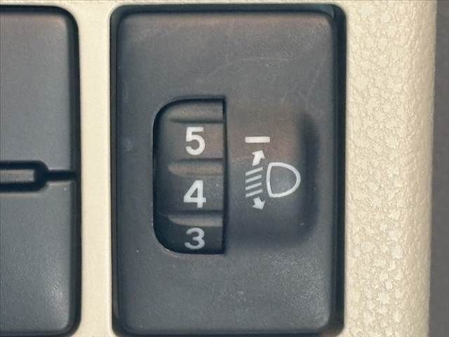 DAIHATSU TANTO 2017 Image 31