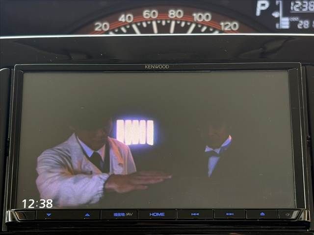 DAIHATSU TANTO 2017 Image 31