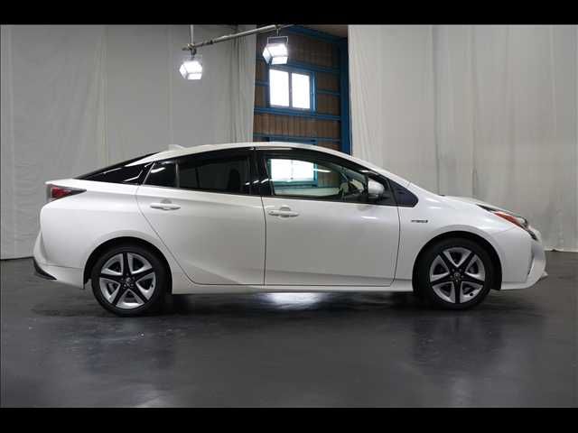 TOYOTA PRIUS 2016 Image 31