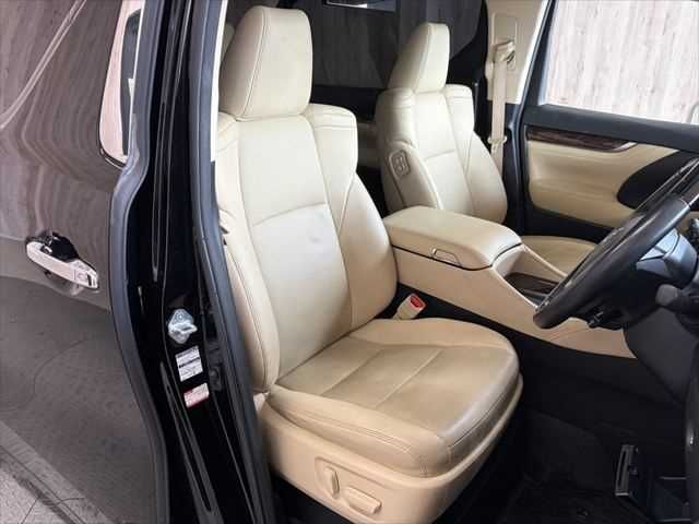 TOYOTA ALPHARD 2019 Image 31