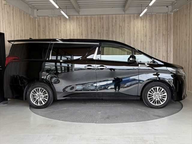 TOYOTA ALPHARD 2019 Image 31