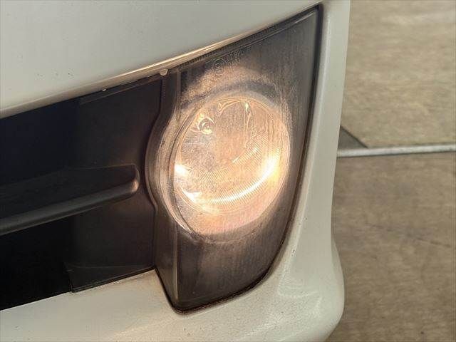 TOYOTA CROWN SEDAN 2010 Image 31