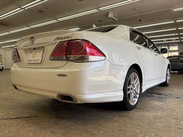 TOYOTA CROWN SEDAN 2010 Image 31