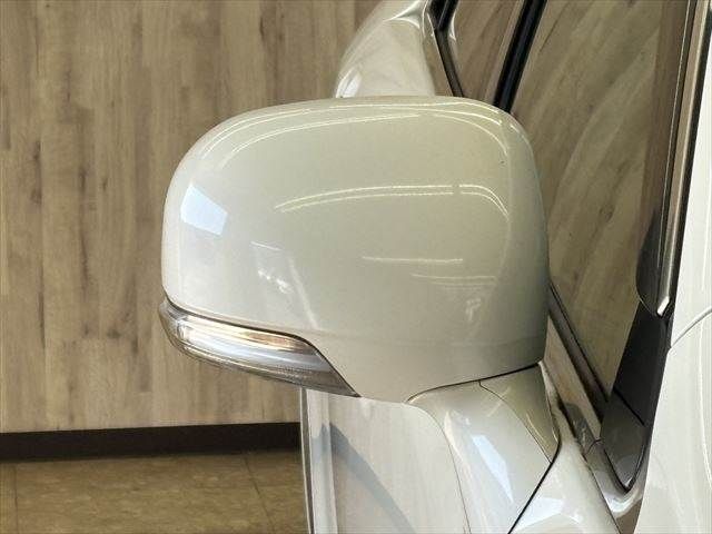 TOYOTA CROWN SEDAN 2010 Image 31