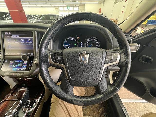 TOYOTA CROWN SEDAN HYBRID 2013 Image 31