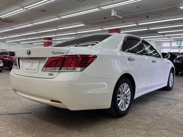 TOYOTA CROWN SEDAN HYBRID 2013 Image 31