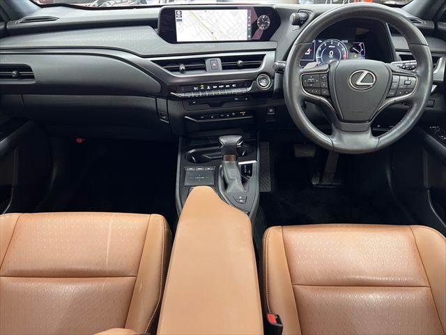 TOYOTA LEXUS UX200 2021 Image 31