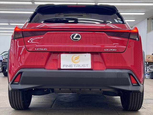 TOYOTA LEXUS UX200 2021 Image 31