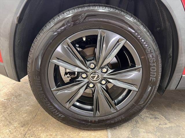 TOYOTA LEXUS UX200 2021 Image 31